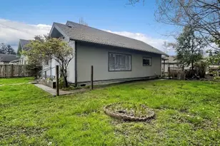 518 California St, South Bend, WA 98586 - Photo 2