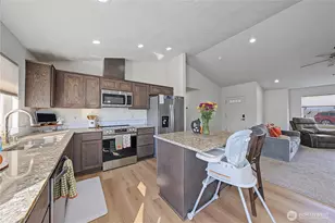 812 E Casacde St, Othello, WA 99344 - Photo 4