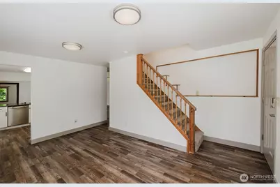 9784 W Belfair Valley Rd, Bremerton, WA 98312 - Photo 8