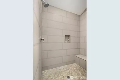 4025 Burton Place W, Seattle, WA 98199 - Photo 20