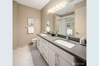 4025 Burton Place W, Seattle, WA 98199 - Photo 30