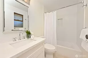 10026 NE 140th St, Kirkland, WA 98034 - Photo 8