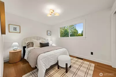 11516 Bartlett Avenue NE, Seattle, WA 98125 - Photo 20