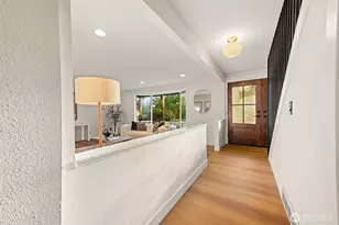 11516 Bartlett Ave NE, Seattle, WA 98125 - Photo 14