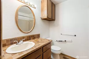 1920 Burbank Ave NW, Olympia, WA 98502 - Photo 18