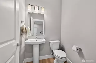 10921 71st Ave Ct E, Puyallup, WA 98373 - Photo 6