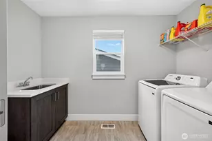 10921 71st Ave Ct E, Puyallup, WA 98373 - Photo 22
