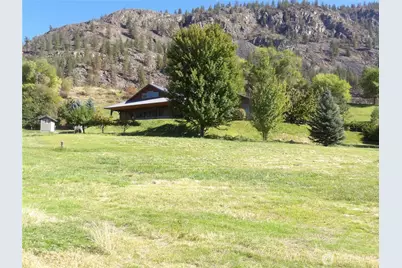2132 Sinlakekin Road, Loomis, WA 98827 - Photo 2