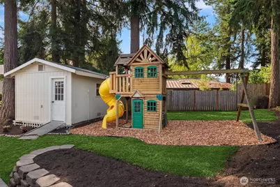 1825 Camas Avenue NE, Renton, WA 98056 - Photo 28