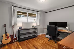 1825 Camas Ave NE, Renton, WA 98056 - Photo 18