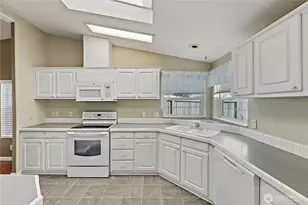 17715 20th Ave E, Spanaway, WA 98387 - Photo 16
