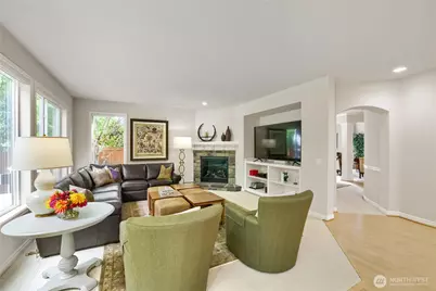 916 275th Place SE, Sammamish, WA 98075 - Photo 14