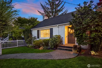 5019 36th Avenue NE, Seattle, WA 98105 - Photo 1