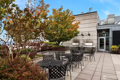 2720 3rd Avenue #405, Seattle, WA 98121 - Photo 28