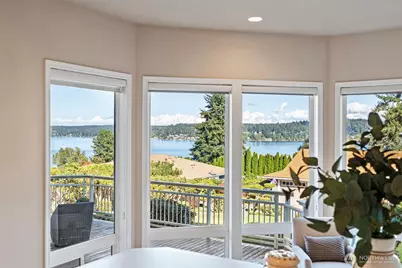 642 9th Court, Fox Island, WA 98333 - Photo 16