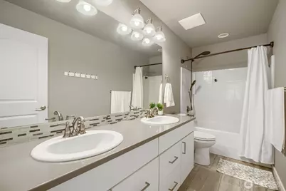 1030 S 195th Place, Des Moines, WA 98148 - Photo 28