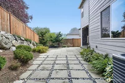 1030 S 195th Place, Des Moines, WA 98148 - Photo 34