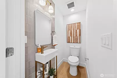 14338 Bagley Avenue N #B, Seattle, WA 98133 - Photo 18