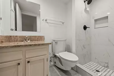 1605 5th Avenue N #102, Seattle, WA 98109 - Photo 12