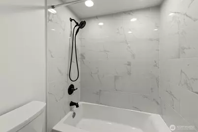 1605 5th Avenue N #102, Seattle, WA 98109 - Photo 16