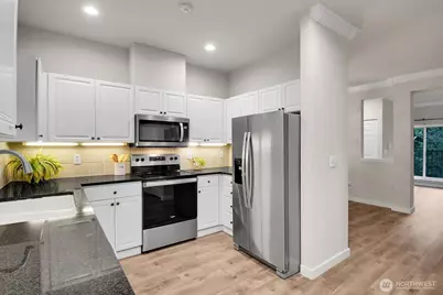 17617 NE 92nd Court #2, Redmond, WA 98052 - Photo 6