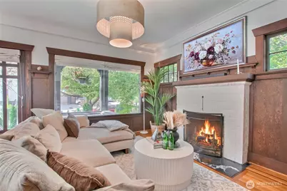 4006 Corliss Avenue N, Seattle, WA 98103 - Photo 4