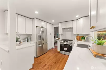 11706 NE 107th Place, Kirkland, WA 98033 - Photo 12