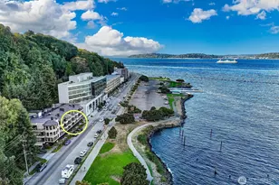 1331 Harbor Ave SW, Seattle, WA 98116 - Photo 2