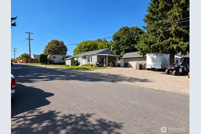 120 Olive, Sunnyside, WA 98944 - Photo 10