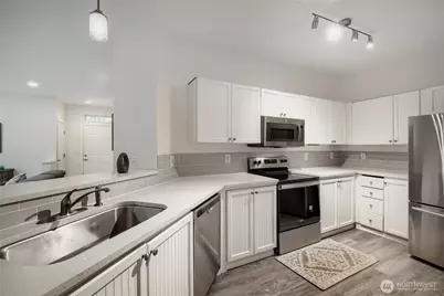 1500 S 18th Street #F102, Renton, WA 98055 - Photo 6