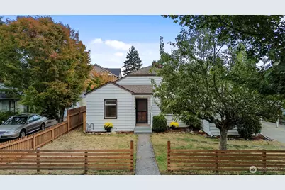 8216 21st Avenue NE, Seattle, WA 98115 - Photo 24