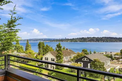 3715 Cascadia Avenue S, Seattle, WA 98144 - Photo 2