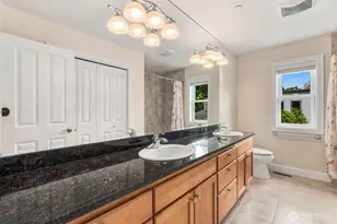 10220 NE 64th St, Kirkland, WA 98033 - Photo 20