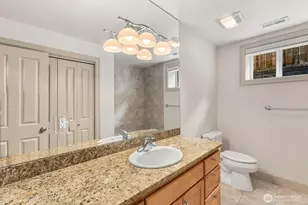 10220 NE 64th St, Kirkland, WA 98033 - Photo 32
