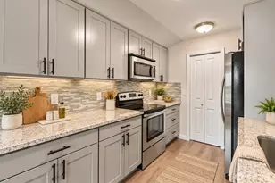 3722 27th Pl W, Seattle, WA 98199 - Photo 18