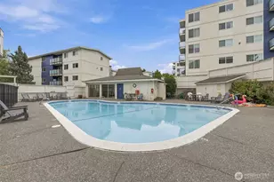 3722 27th Pl W, Seattle, WA 98199 - Photo 4