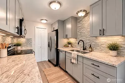 3722 27th Place W #201, Seattle, WA 98199 - Photo 16