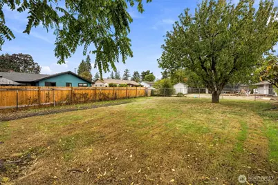 8914 Hipkins Road SW, Lakewood, WA 98498 - Photo 14