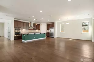 10091 Ramble Dr, Bremerton, WA 98311 - Photo 2