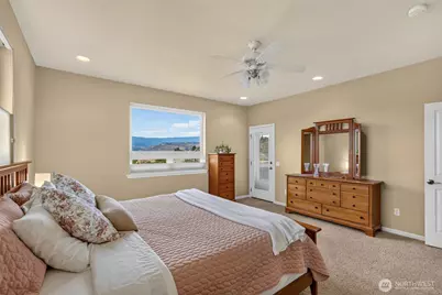 2350 10th Street NE, East Wenatchee, WA 98802 - Photo 24