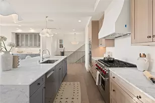 3243 13th Ave W, Seattle, WA 98119 - Photo 12
