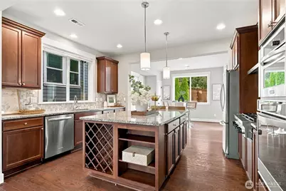 3894 201st Court SE, Sammamish, WA 98075 - Photo 6