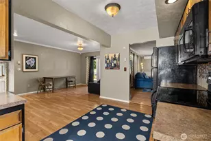 1212 Riddell St, Raymond, WA 98577 - Photo 10