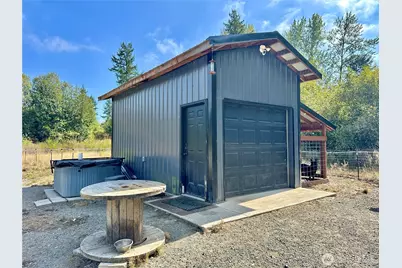 716 390th Street, Roy, WA 98580 - Photo 4