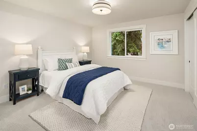 816 165th Avenue NE, Bellevue, WA 98008 - Photo 34