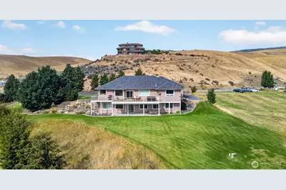 2350 10th Street NE, East Wenatchee, WA 98802 - Photo 6