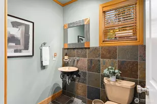 8289 New Holland Ct NE, Bainbridge Island, WA 98110 - Photo 18