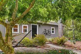 8289 New Holland Ct NE, Bainbridge Island, WA 98110 - Photo 34