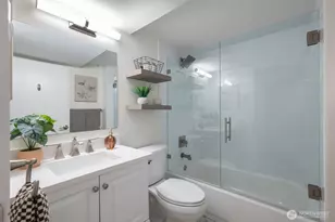 1908 29th Ave W, Seattle, WA 98199 - Photo 32