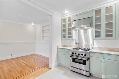 1435 Newport Way, Seattle, WA 98112 - Photo 6